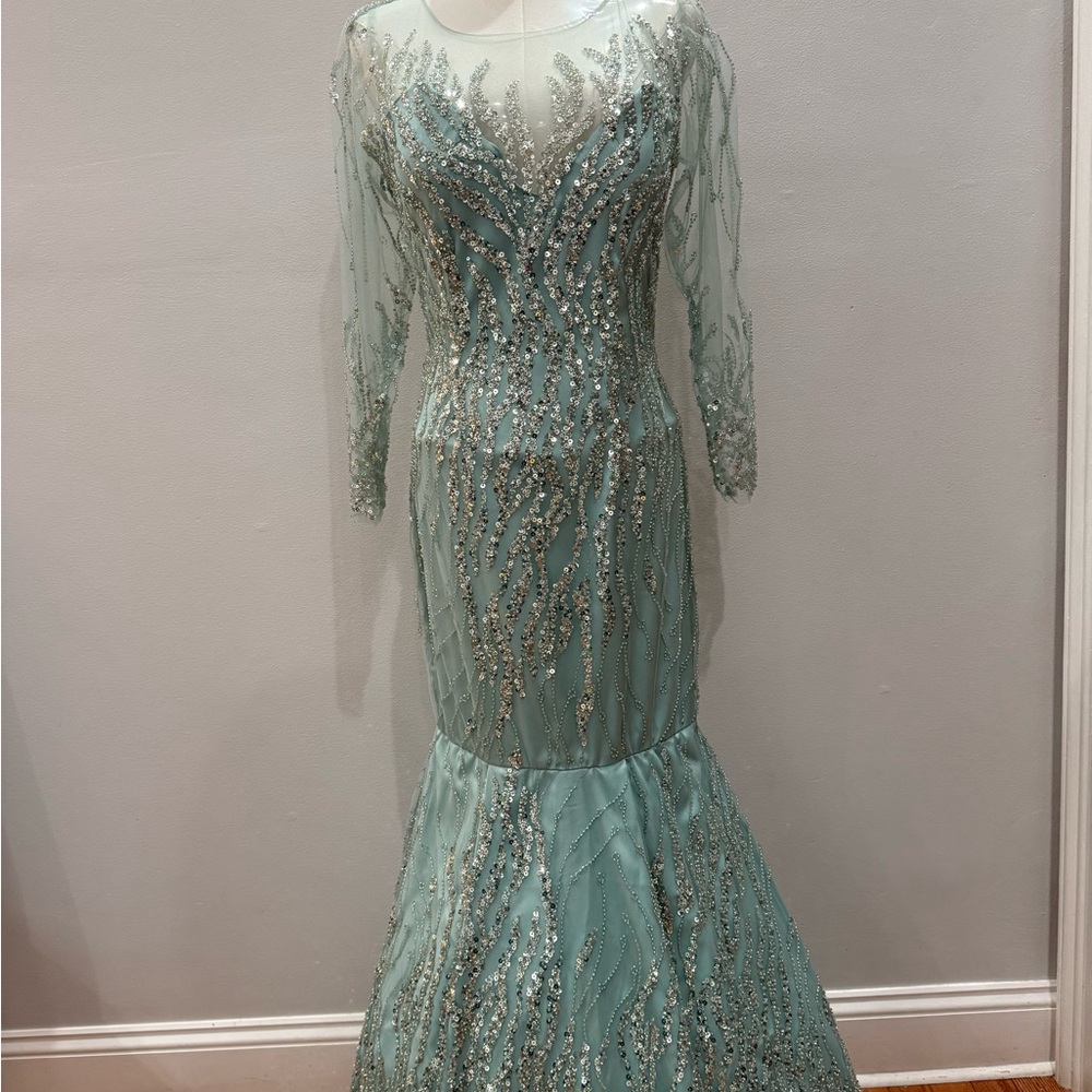 Custom Designer Sequin Gown | Mermaid Evening Dress | Size 6